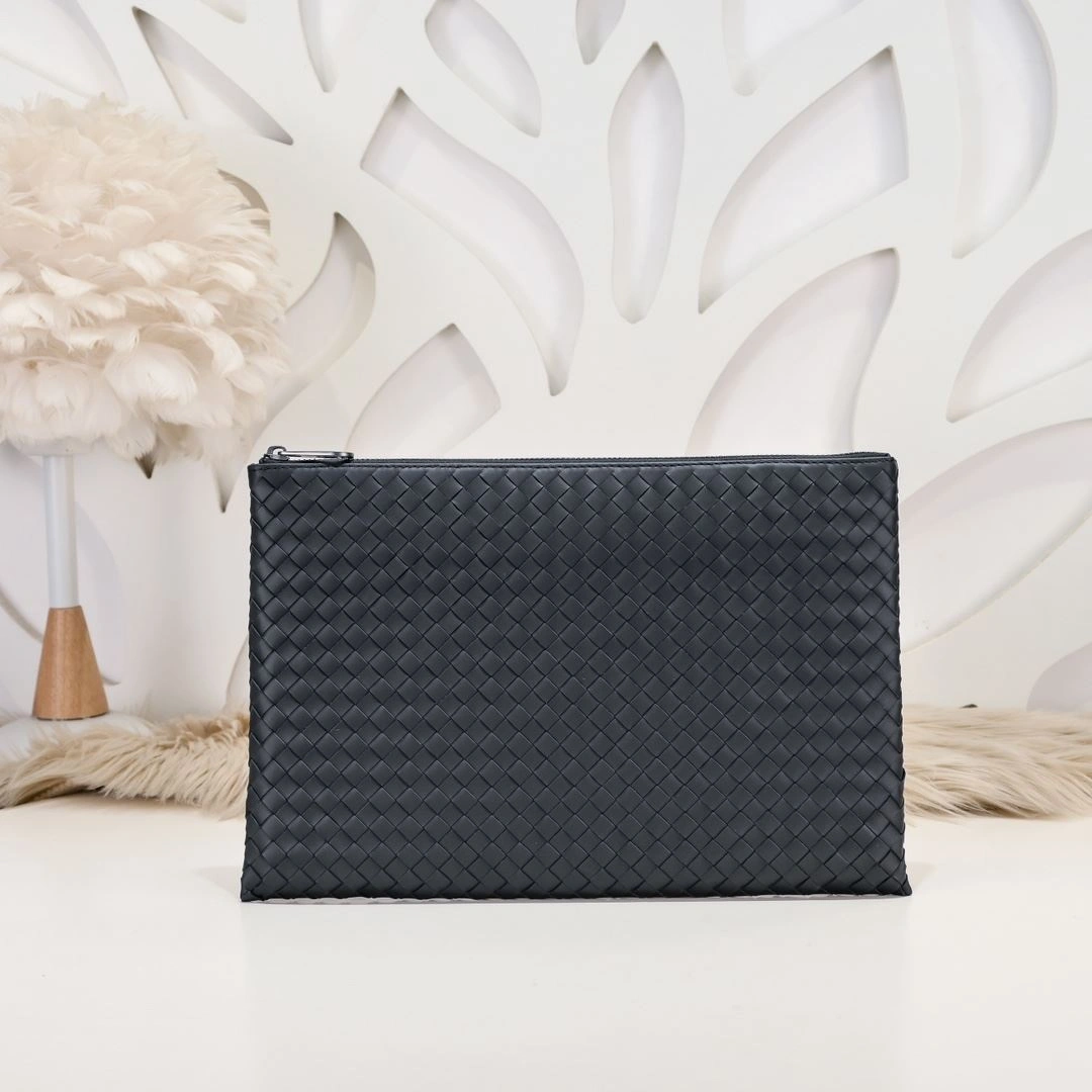 Comfortable Mens Bottega Veneta Clutch Bags 91335