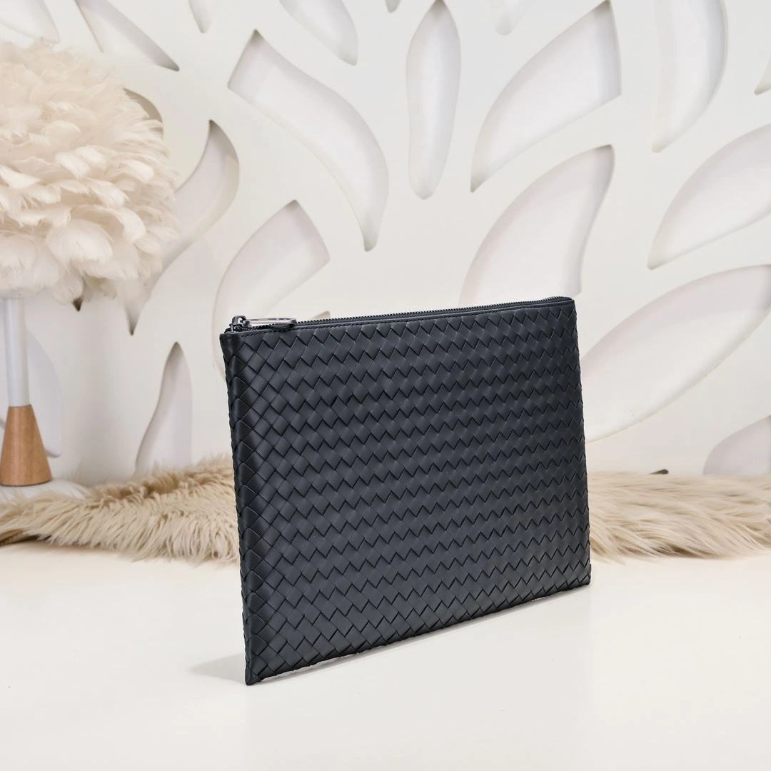 Comfortable Mens Bottega Veneta Clutch Bags 91335
