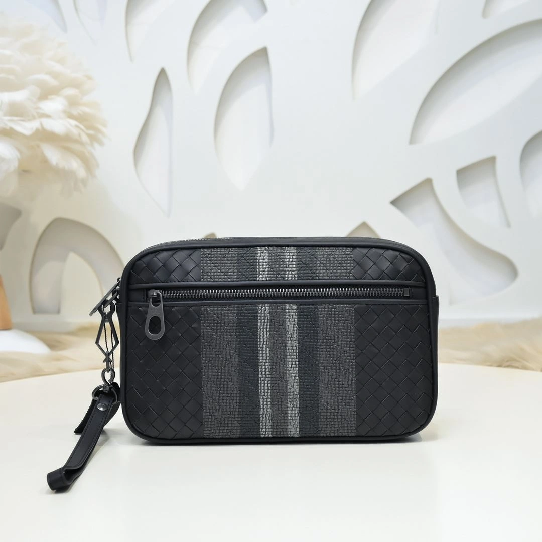 Efficient Mens Bottega Veneta Clutch Bags 91330