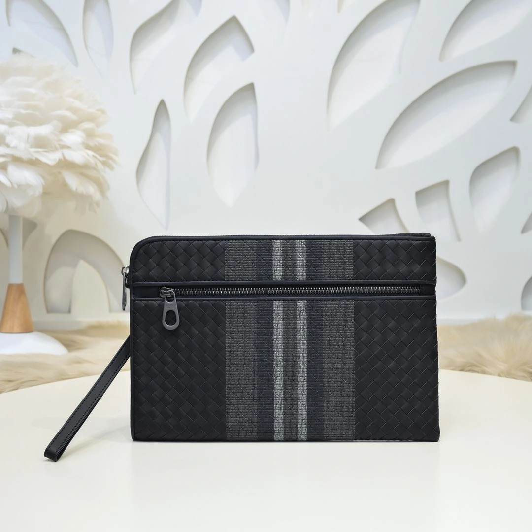 ModernLook Mens Bottega Veneta Clutch Bags 91325
