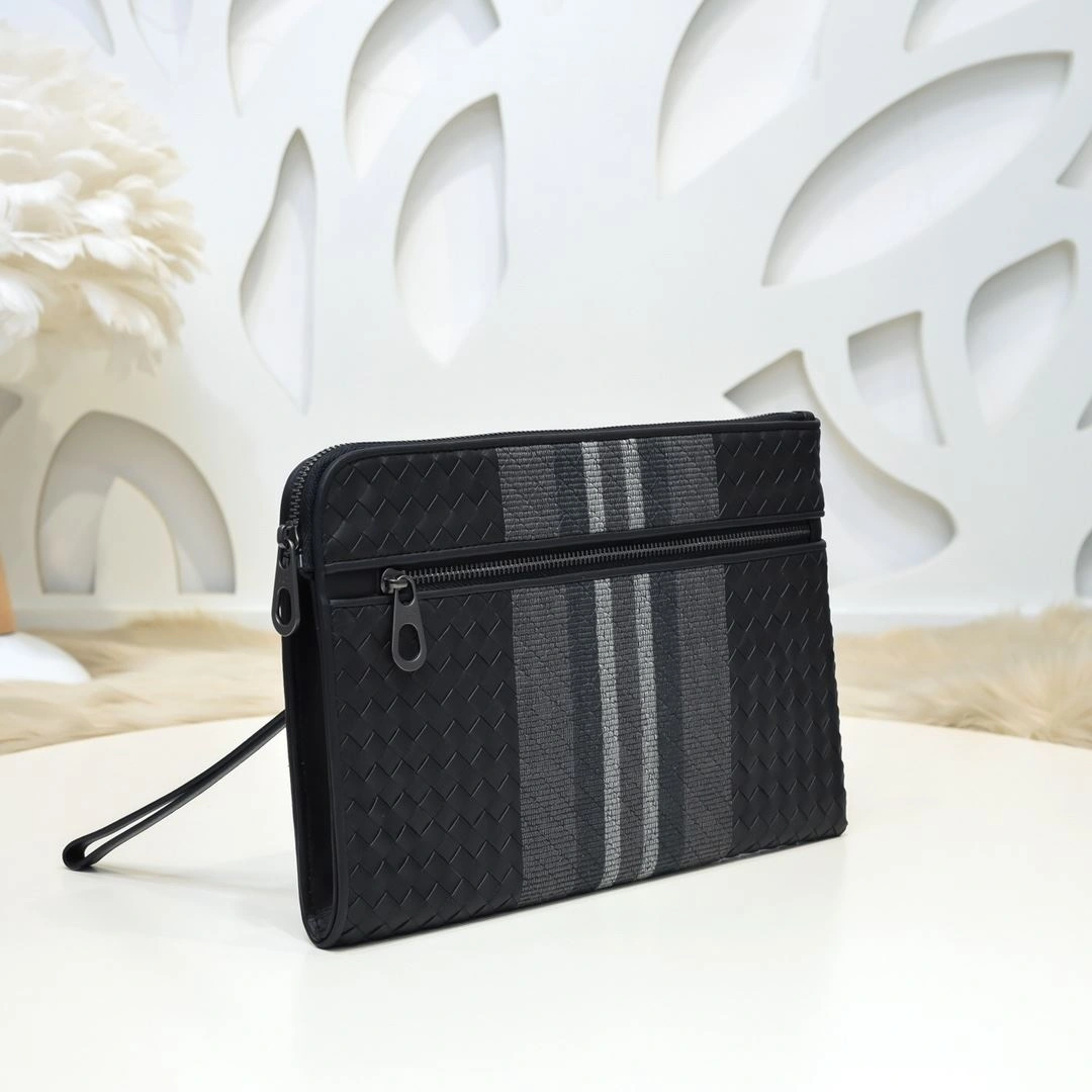 ModernLook Mens Bottega Veneta Clutch Bags 91325