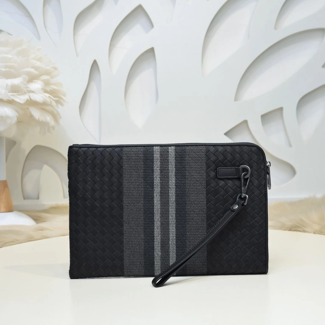 ModernLook Mens Bottega Veneta Clutch Bags 91325