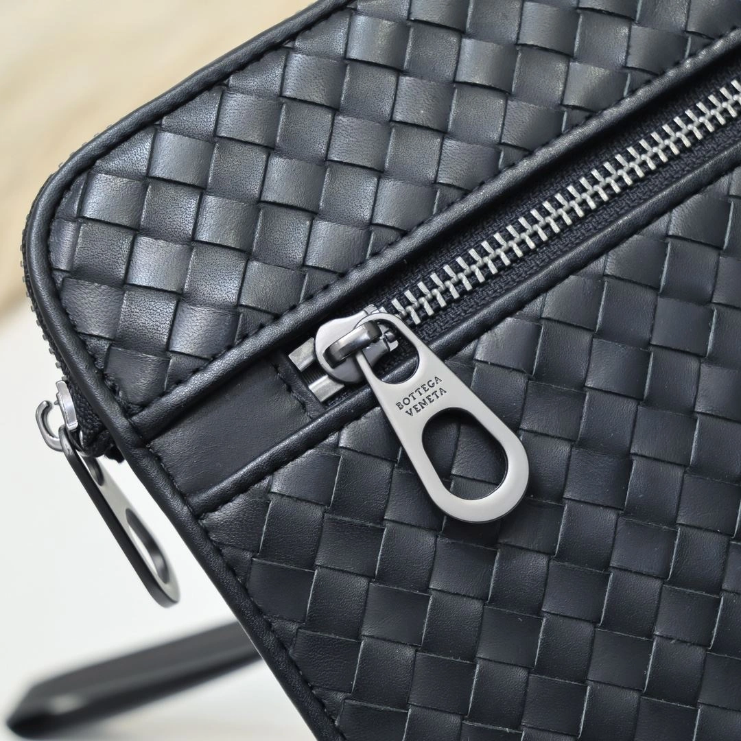 Mens Bottega Veneta Clutch Bags Elegant 91323