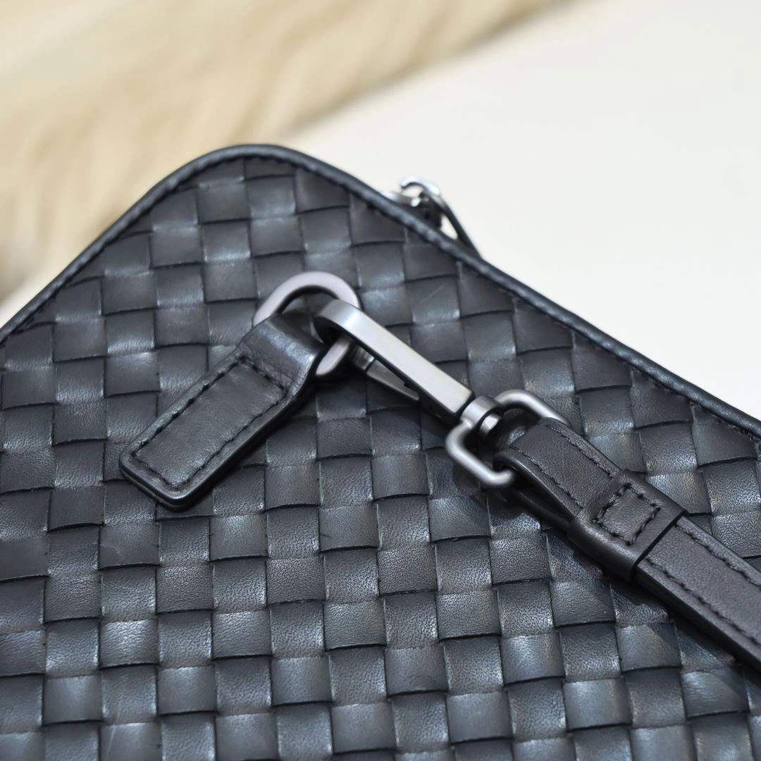 Mens Bottega Veneta Clutch Bags Elegant 91323