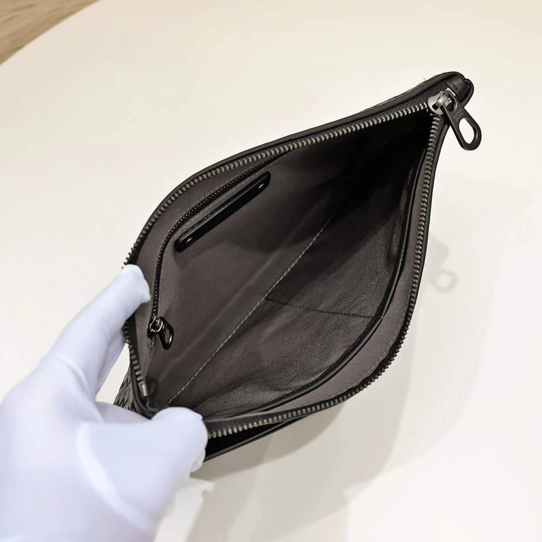 Mens Bottega Veneta Clutch Bags Flexible 91317