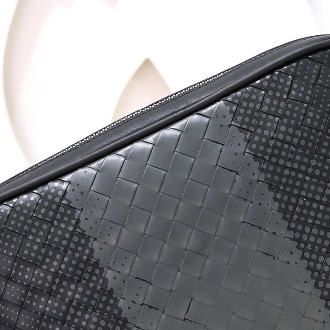 Bold Mens Bottega Veneta Clutch Bags 91341