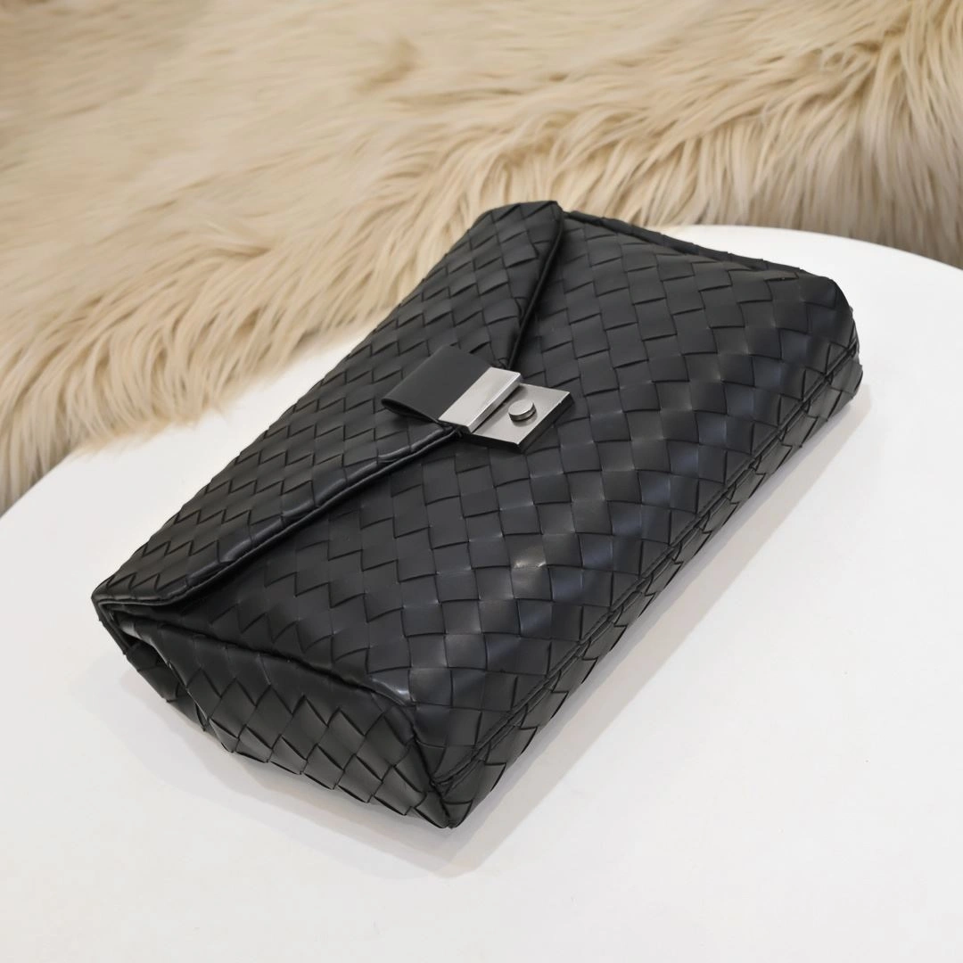 Packable Mens Bottega Veneta Clutch Bags 91312