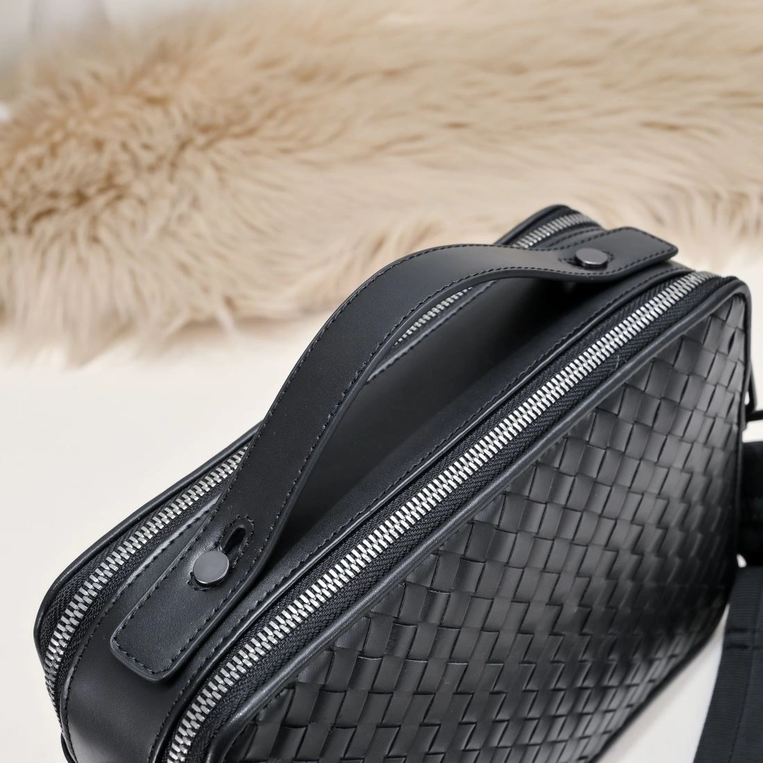 Trendsetting Mens Bottega Veneta Satchel Bags 91246