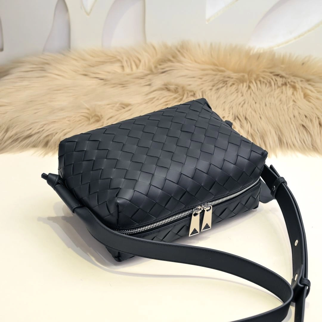 Compact Mens Bottega Veneta Satchel Bags 91353