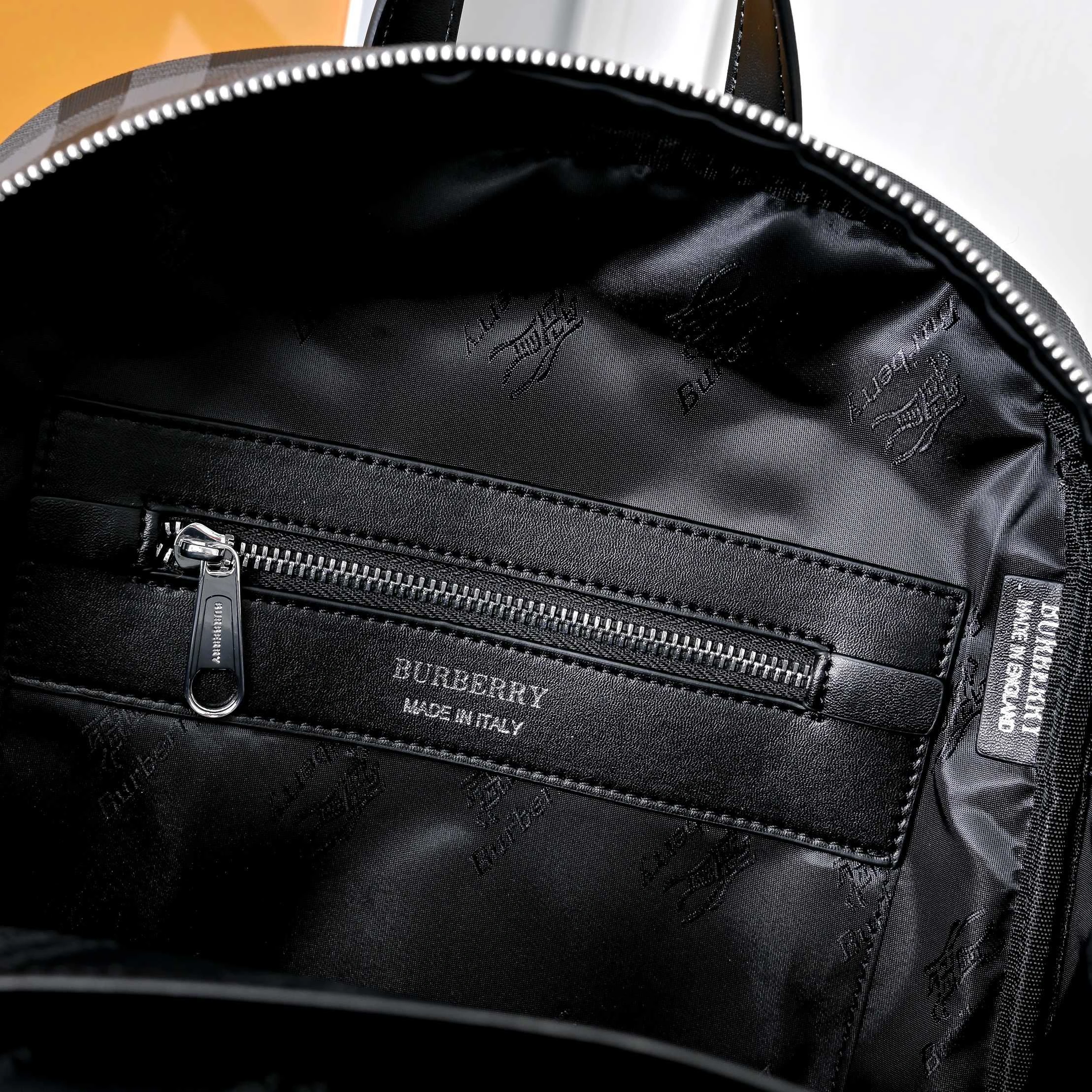 Mens Burberry Backpacks Efficient 93373