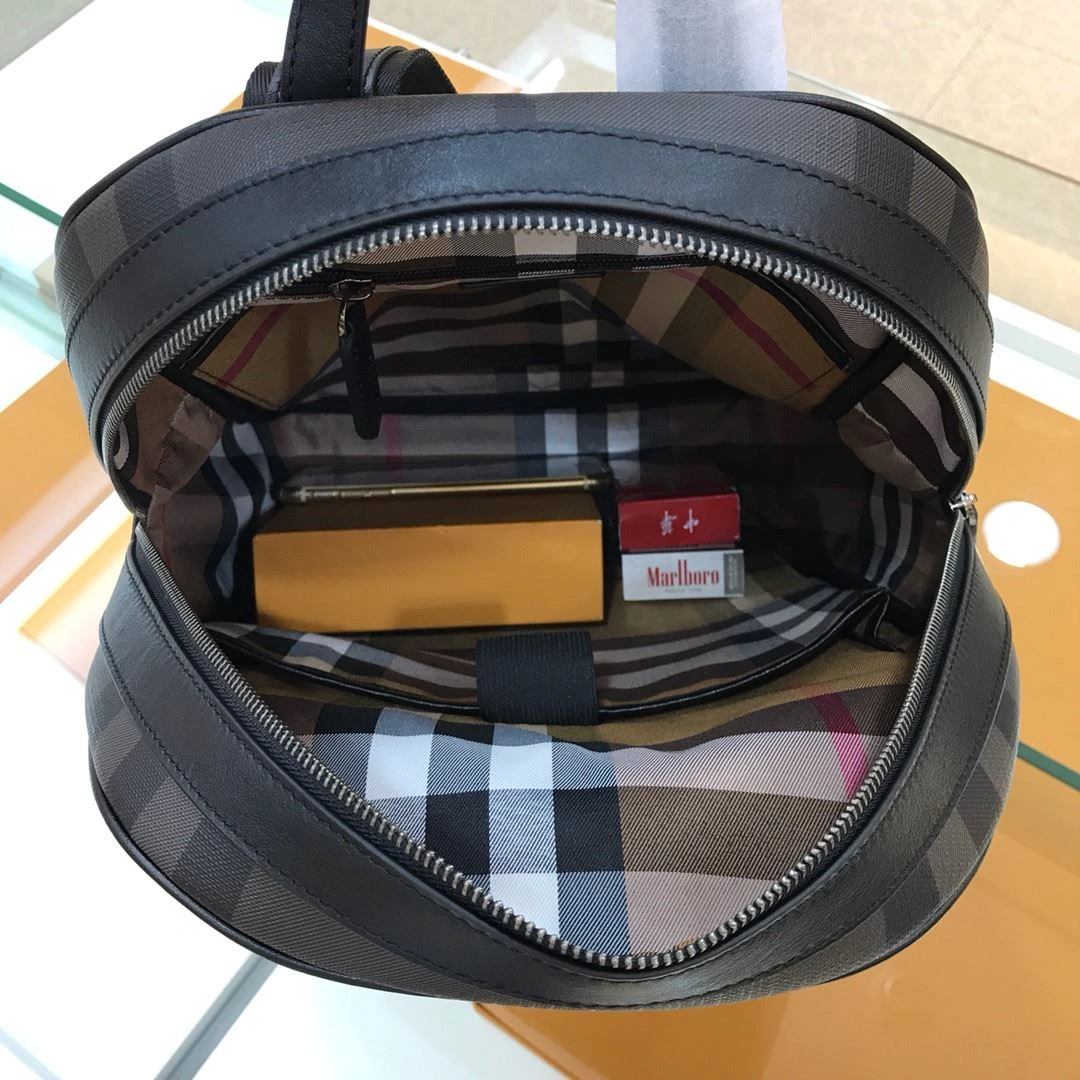 Mens Burberry Backpacks EyeCatching 92249