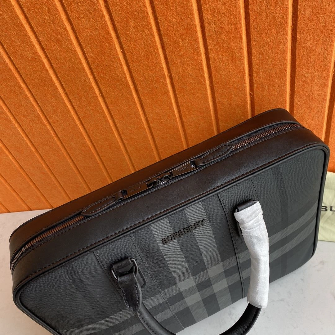 Functional Mens Burberry Briefcases 93334