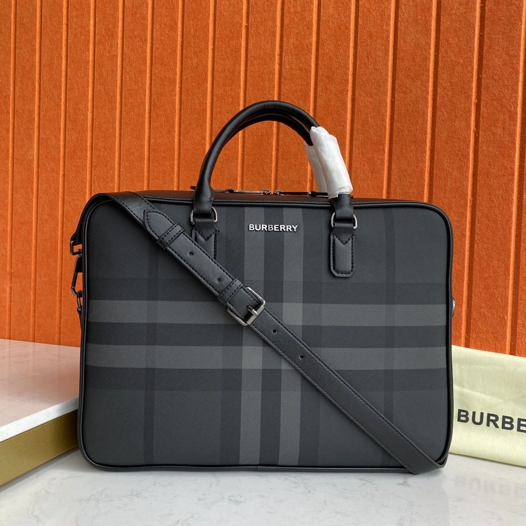 Seasonal Mens Burberry Briefcases 93331