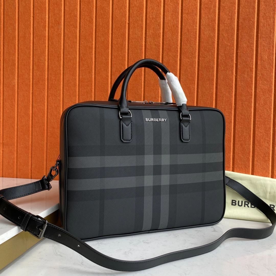 Seasonal Mens Burberry Briefcases 93331