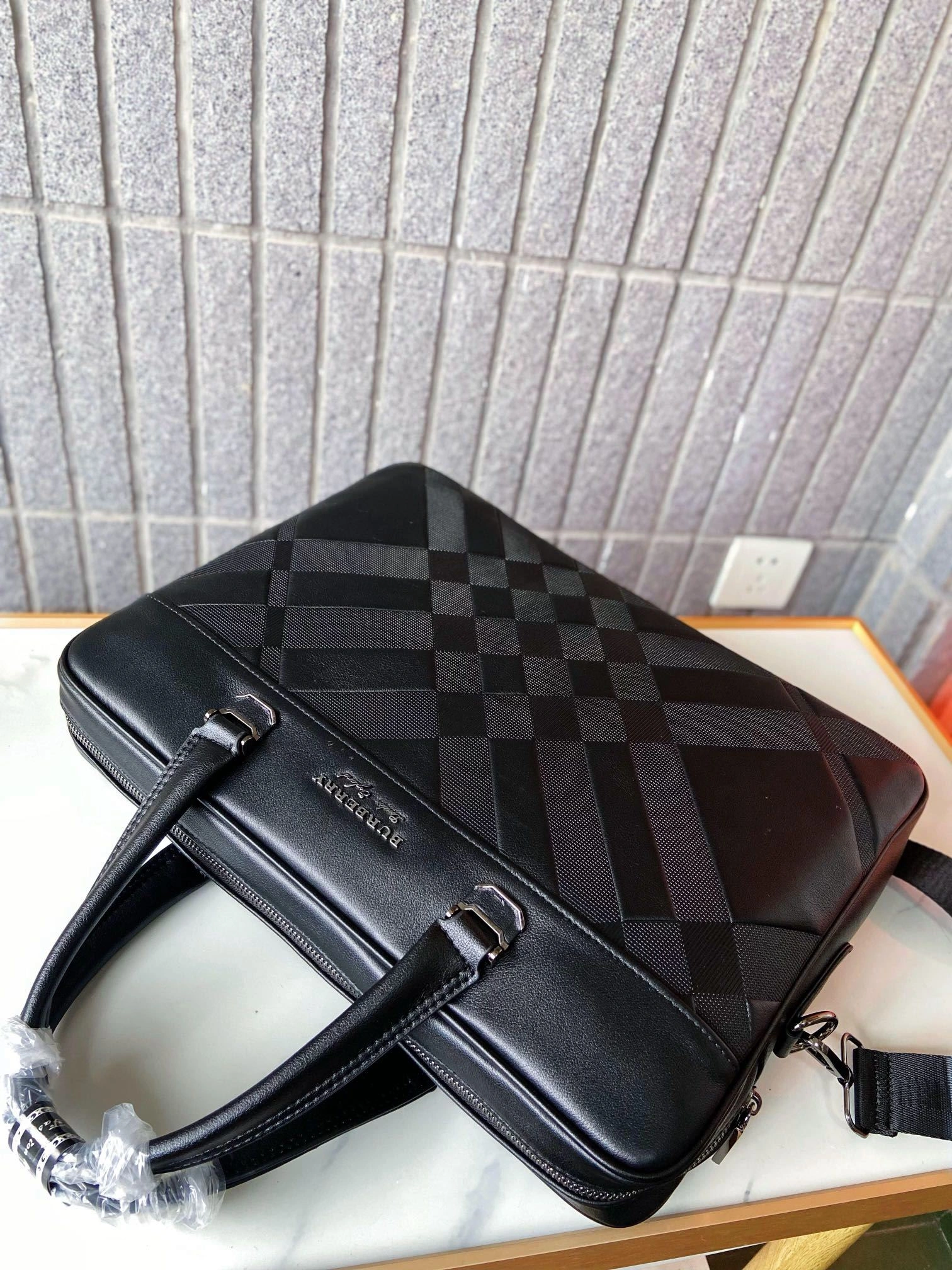 Mens Burberry Briefcases Unique 93328