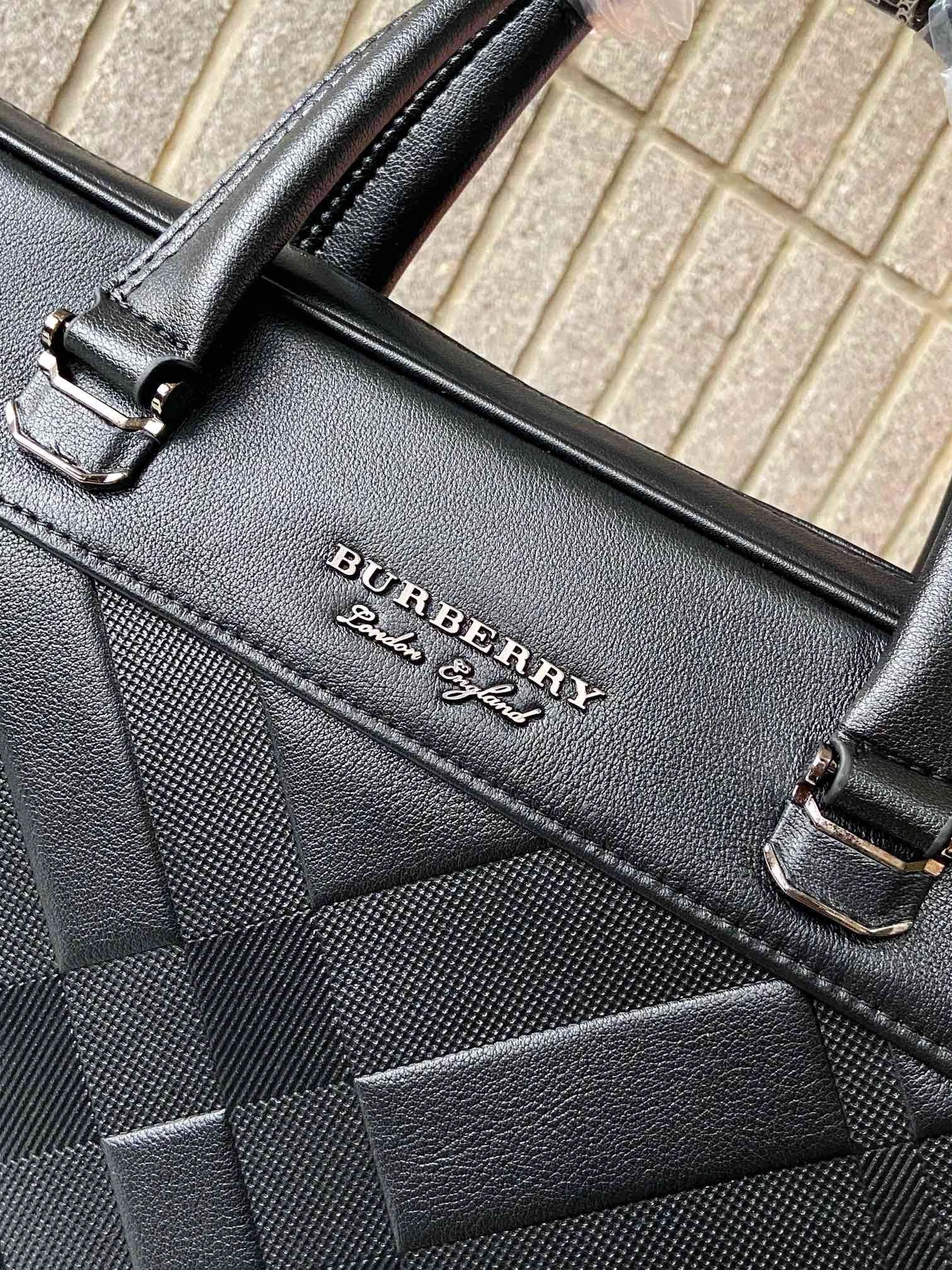 Mens Burberry Briefcases Unique 93328