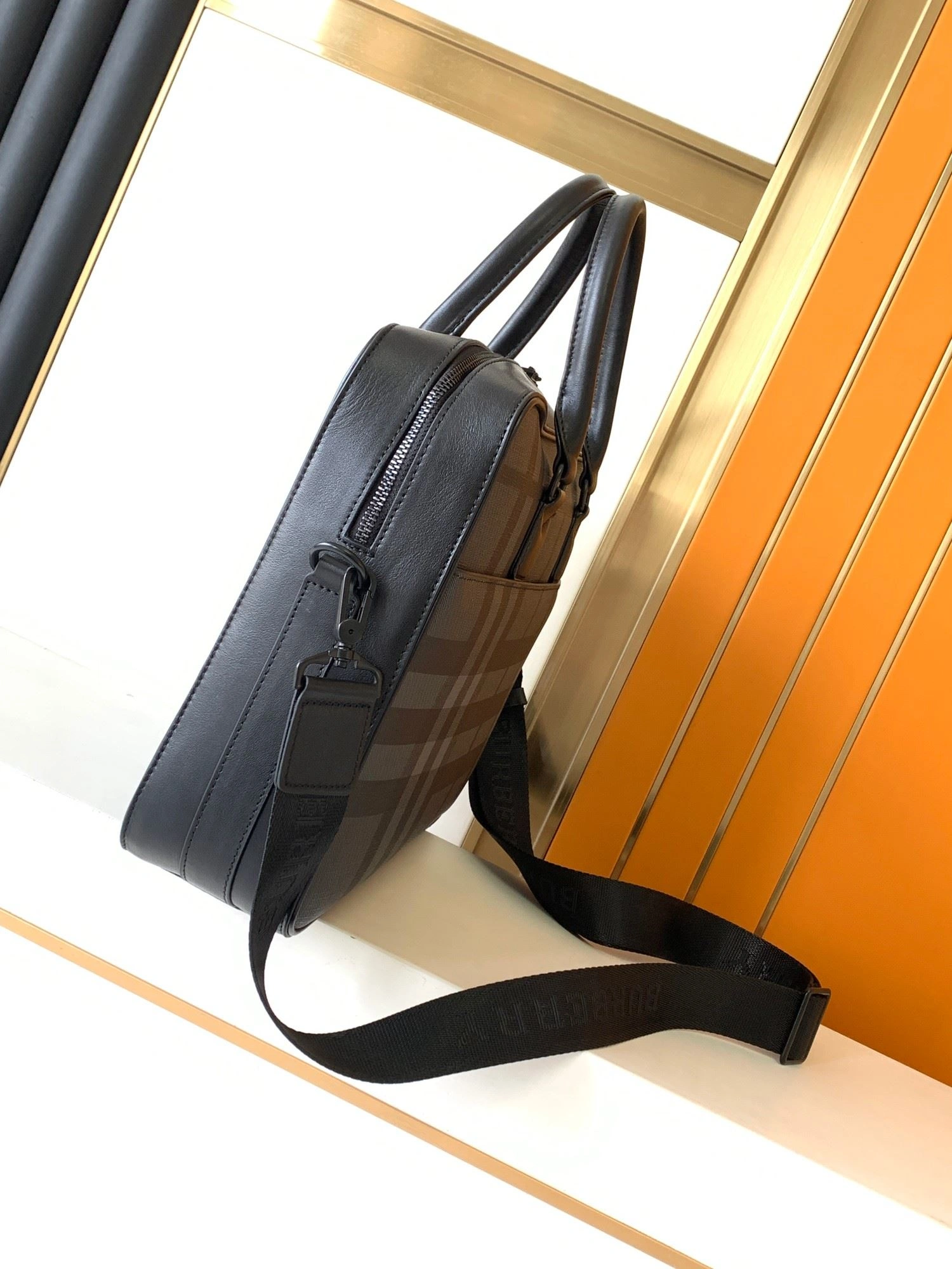 Fashionable Mens Burberry Briefcases 92251