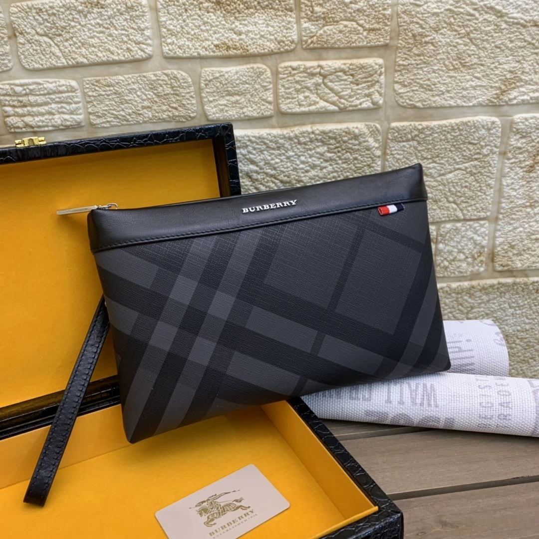 Mens Burberry Clutch Bags Resilient 93380