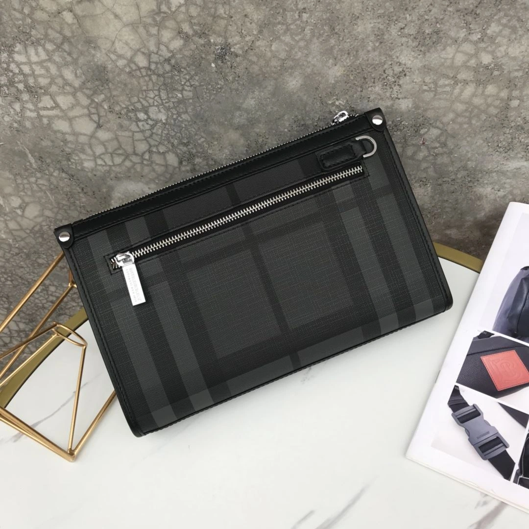 Chic Mens Burberry Clutch Bags 93309