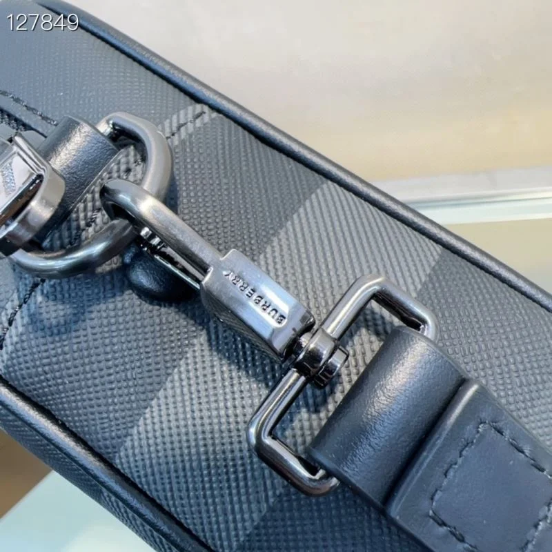 Mens Burberry Clutch Bags WellDesigned 37755