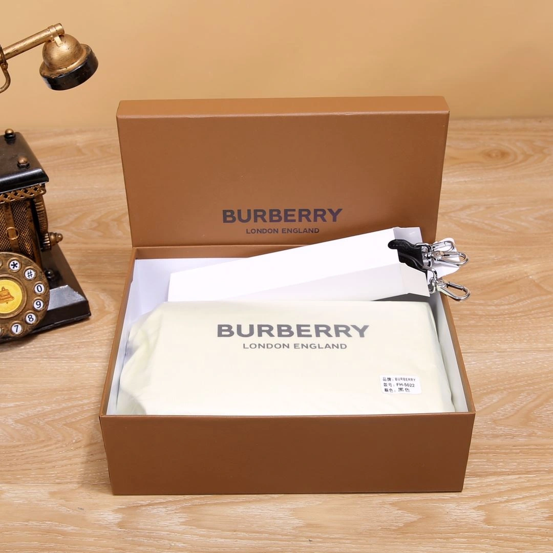 Mens Burberry Satchel Bags TechFriendly 93250