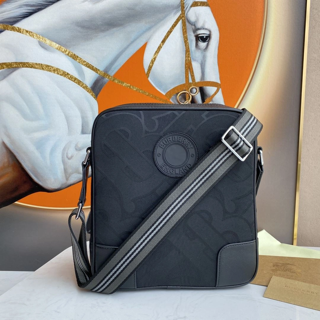 Trendsetting Mens Burberry Satchel Bags 92263