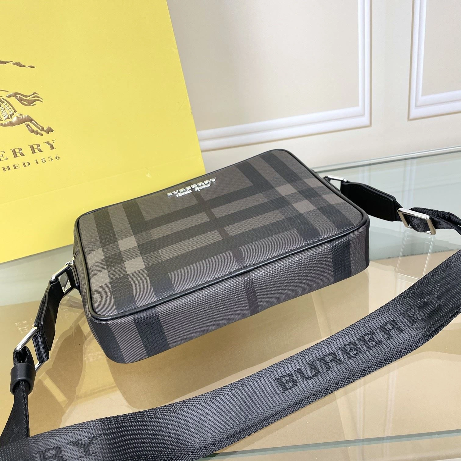 Comfortable Mens Burberry Satchel Bags 92240
