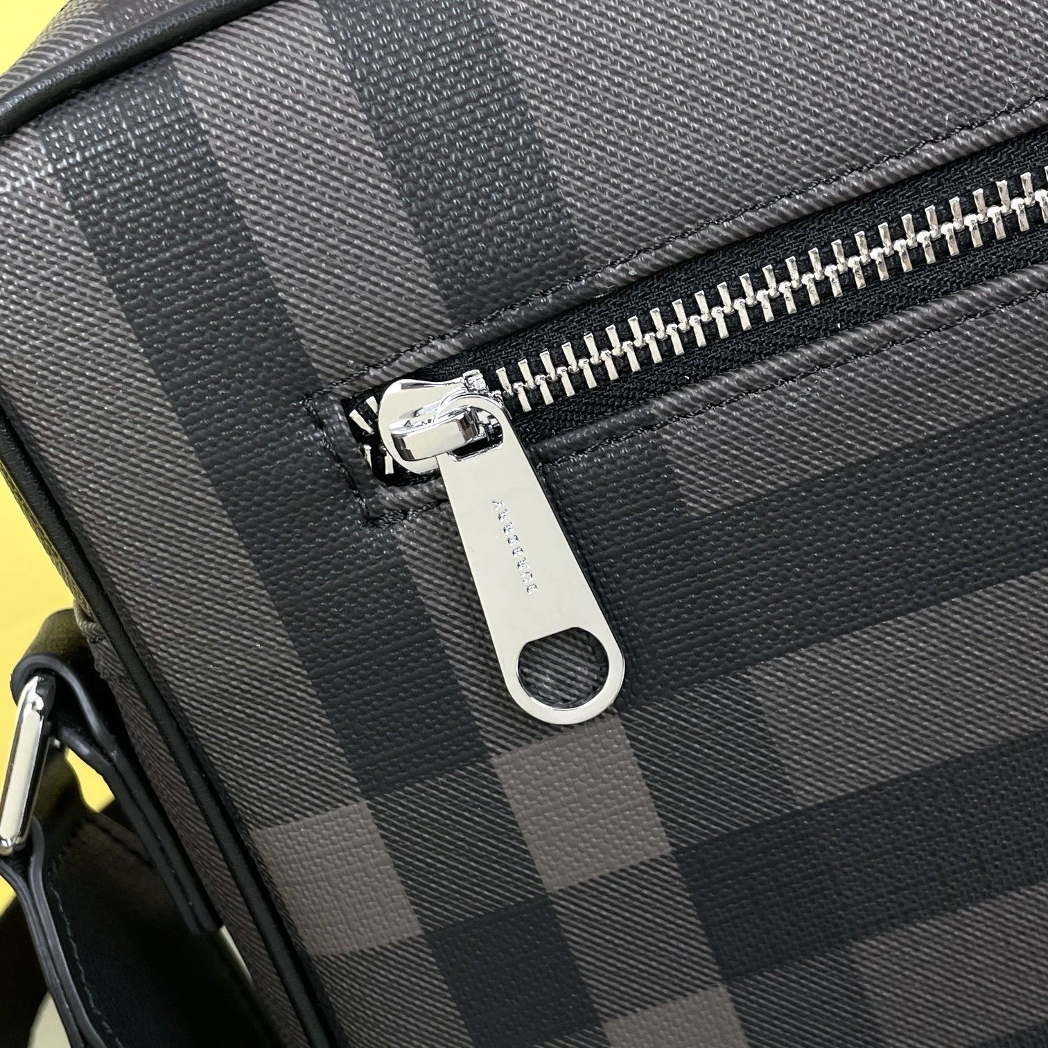 Comfortable Mens Burberry Satchel Bags 92240