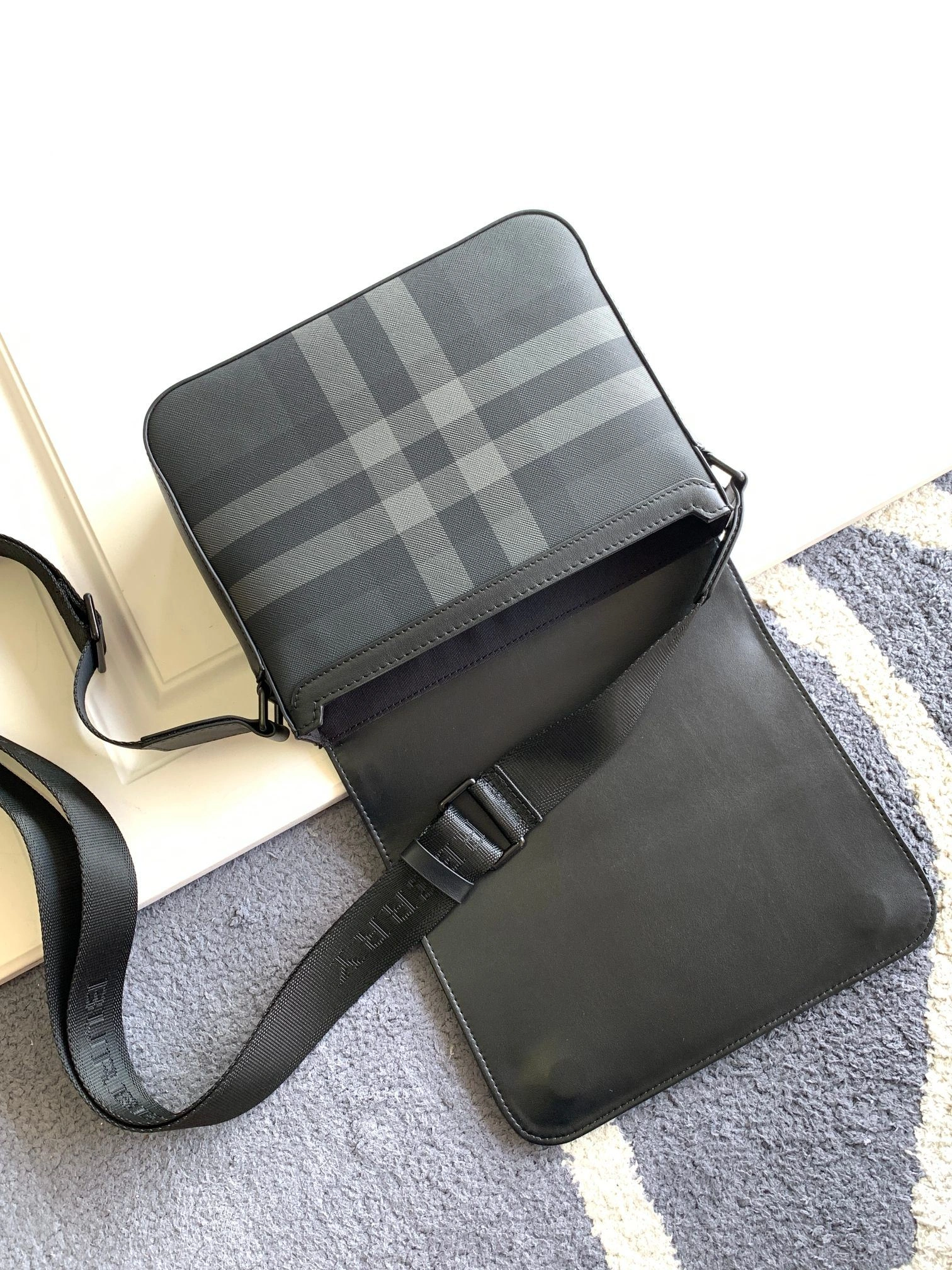 Mens Burberry Satchel Bags Cozy 92235