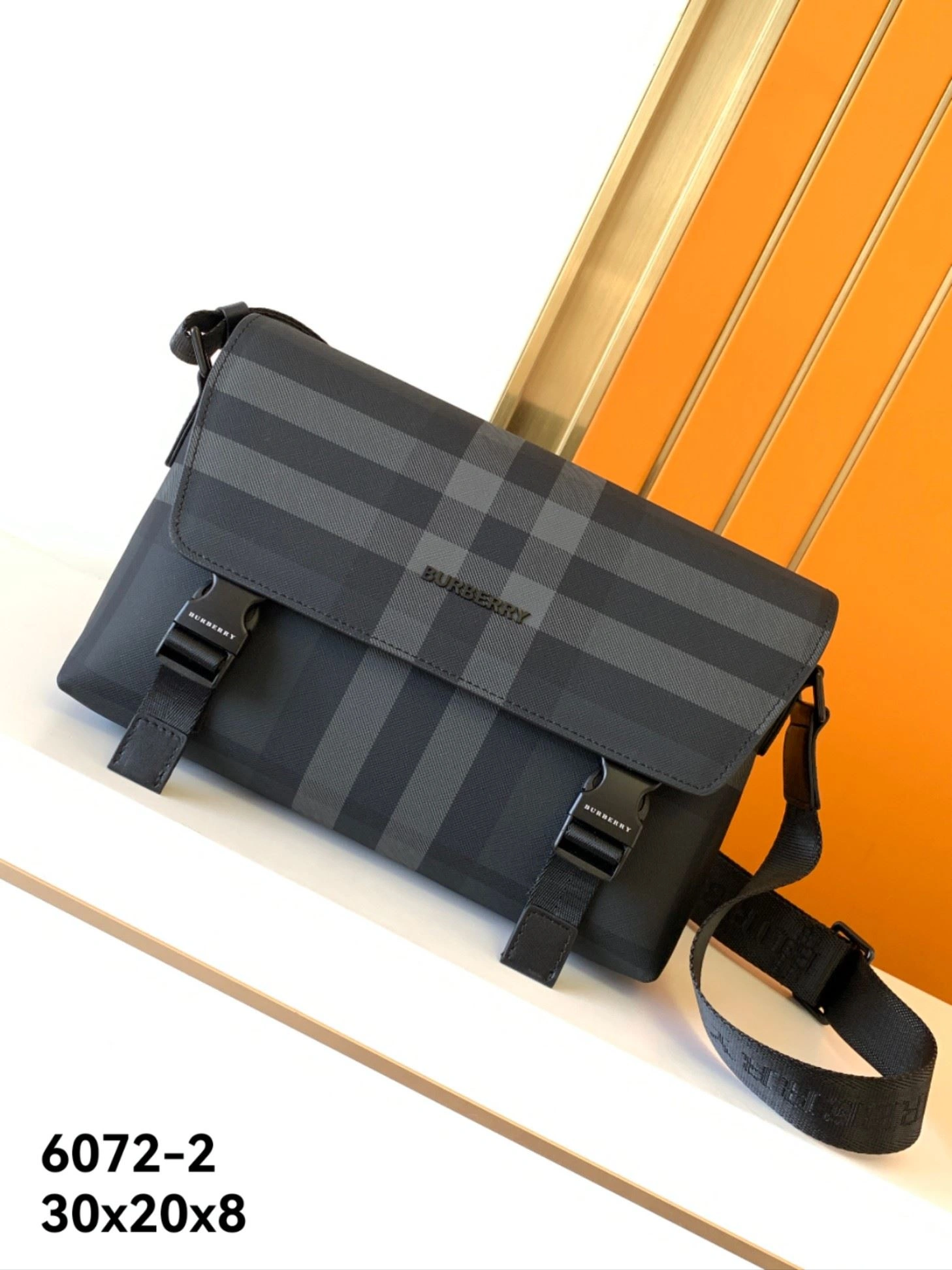 WellDesigned Mens Burberry Satchel Bags 92232