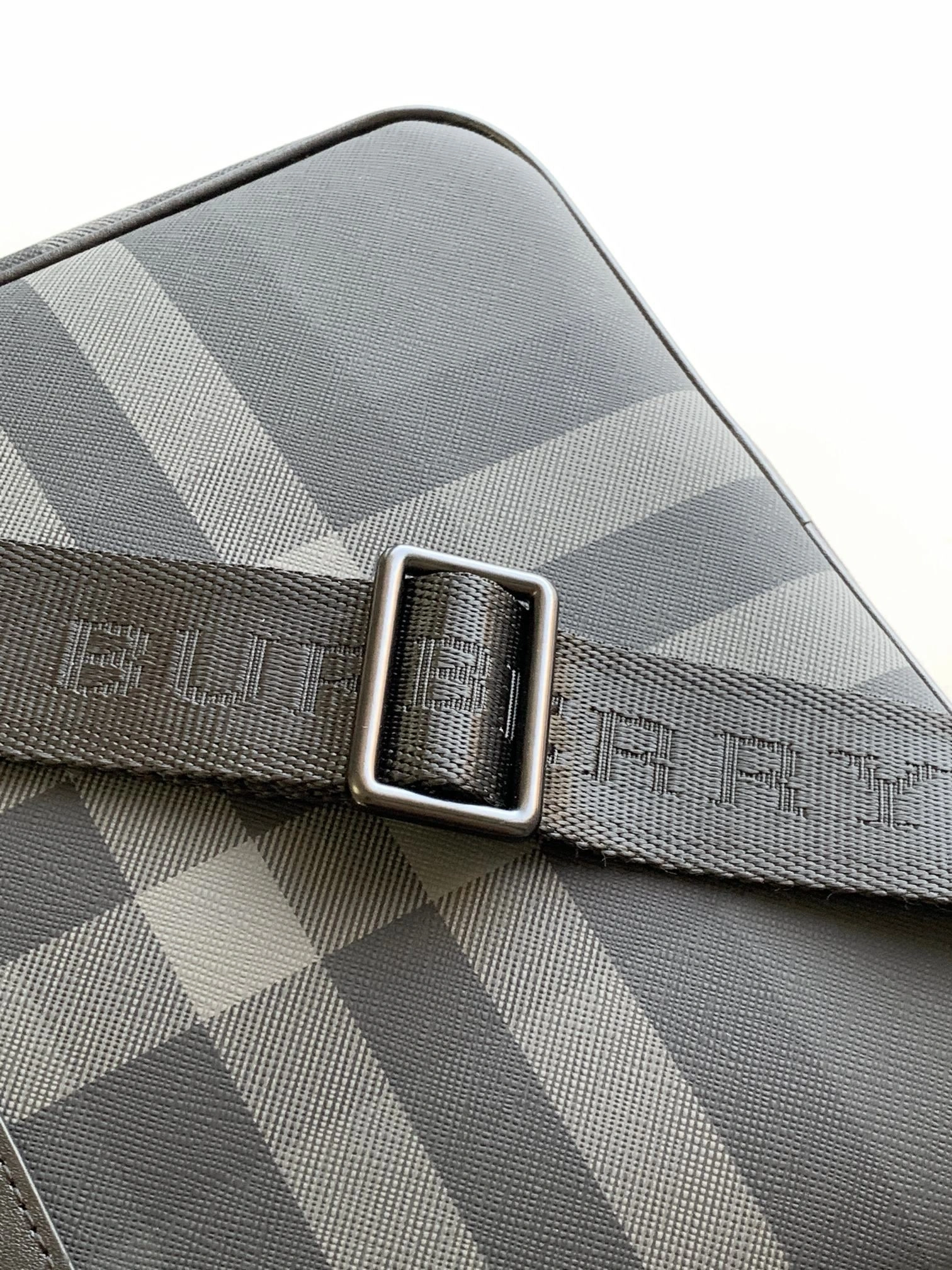 Mens Burberry Satchel Bags UrbanStyle 92227
