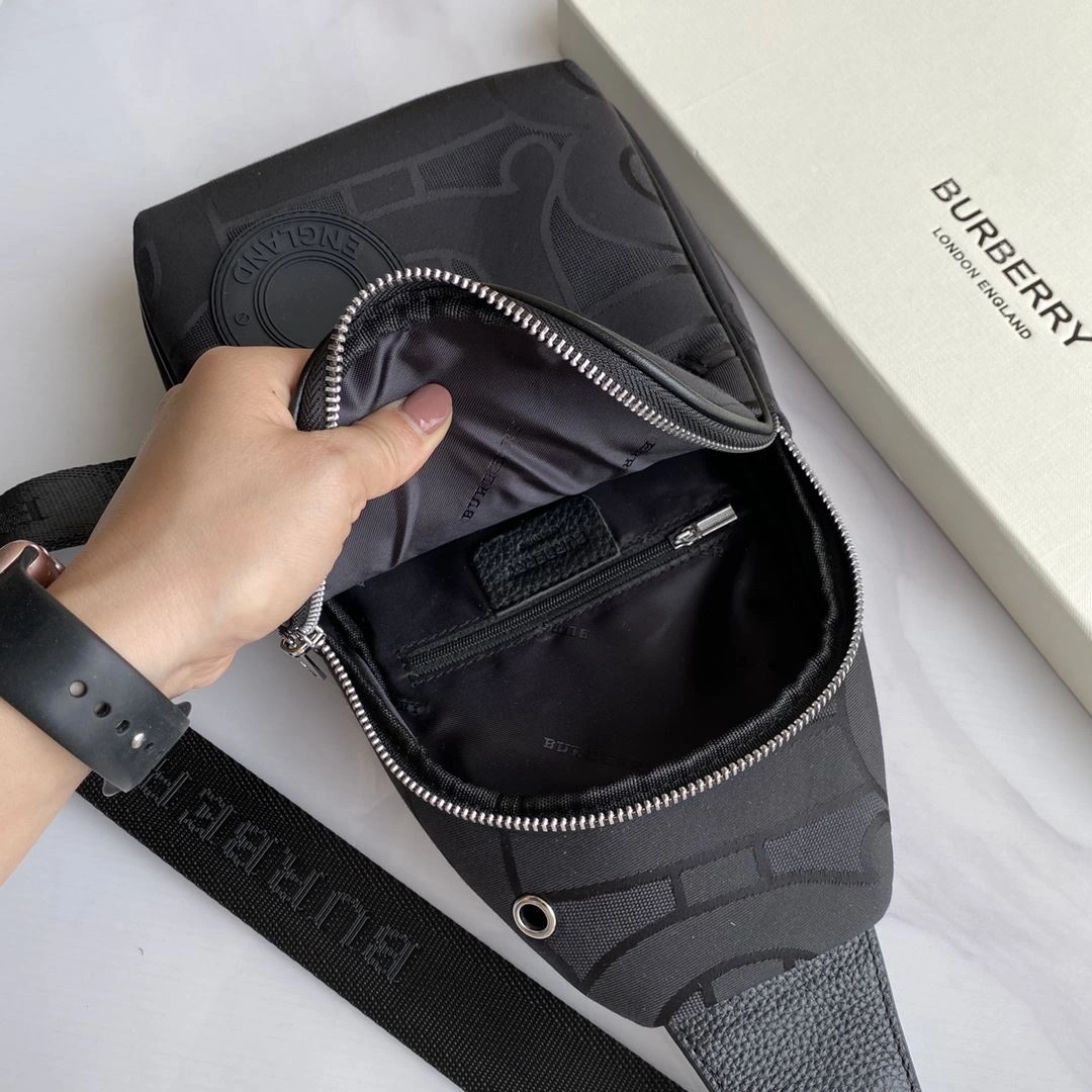 Mens Burberry Waist Chest Packs QuickDry 93286