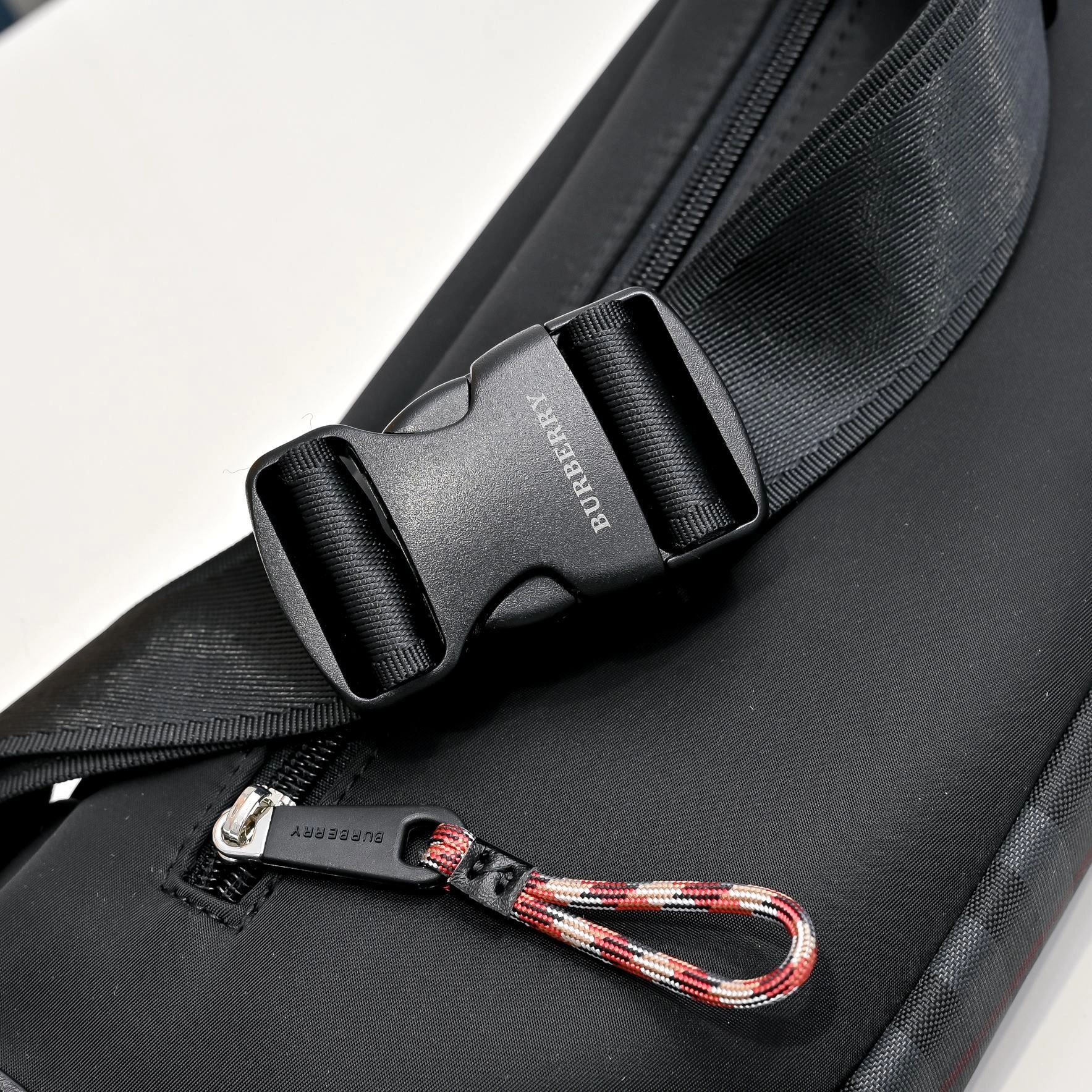 Mens Burberry Waist Chest Packs Unique 93235