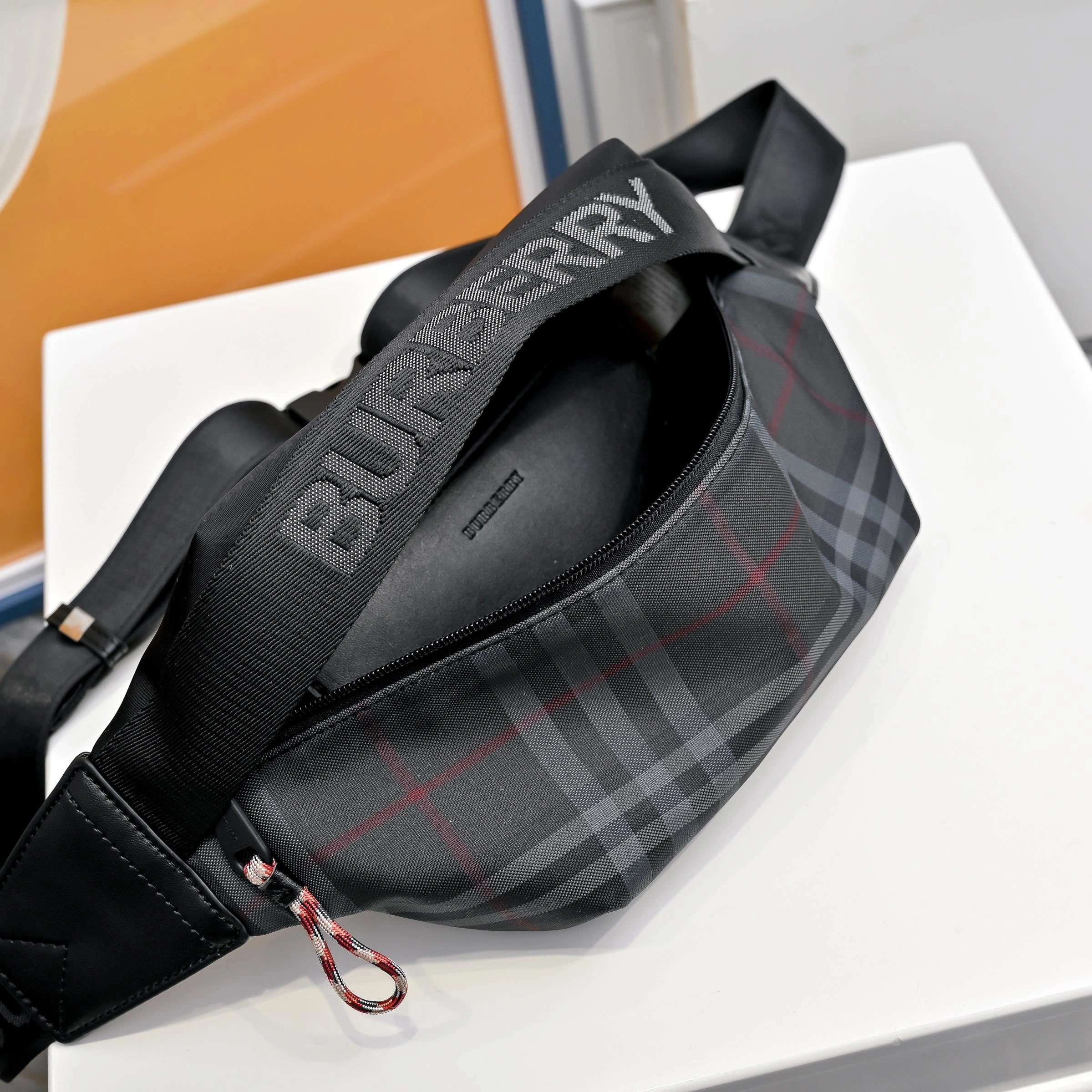 Mens Burberry Waist Chest Packs Unique 93235