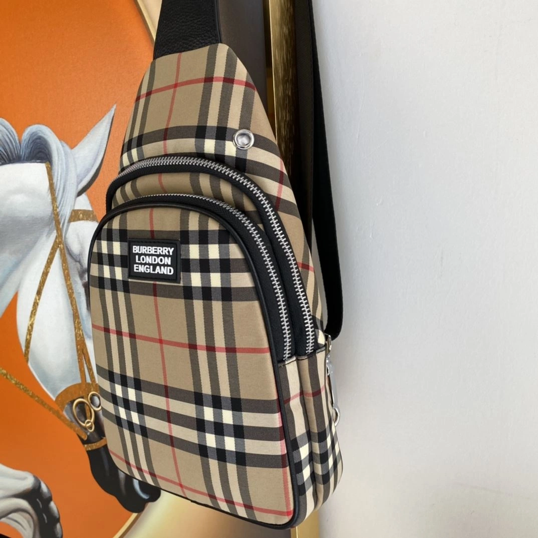 Mens Burberry Waist Chest Packs Stretchable 93261