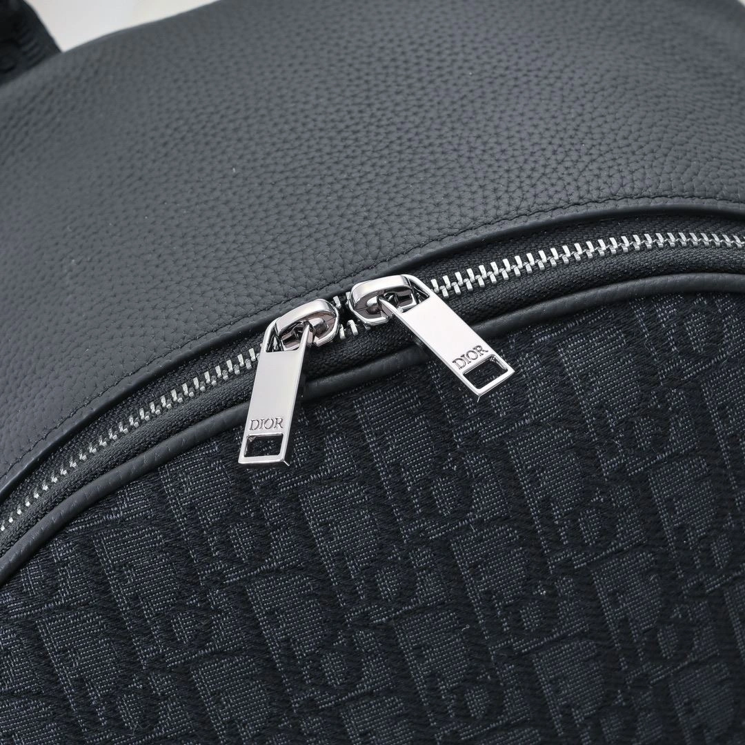 WeatherProof Mens Christian Dior Backpacks 91135