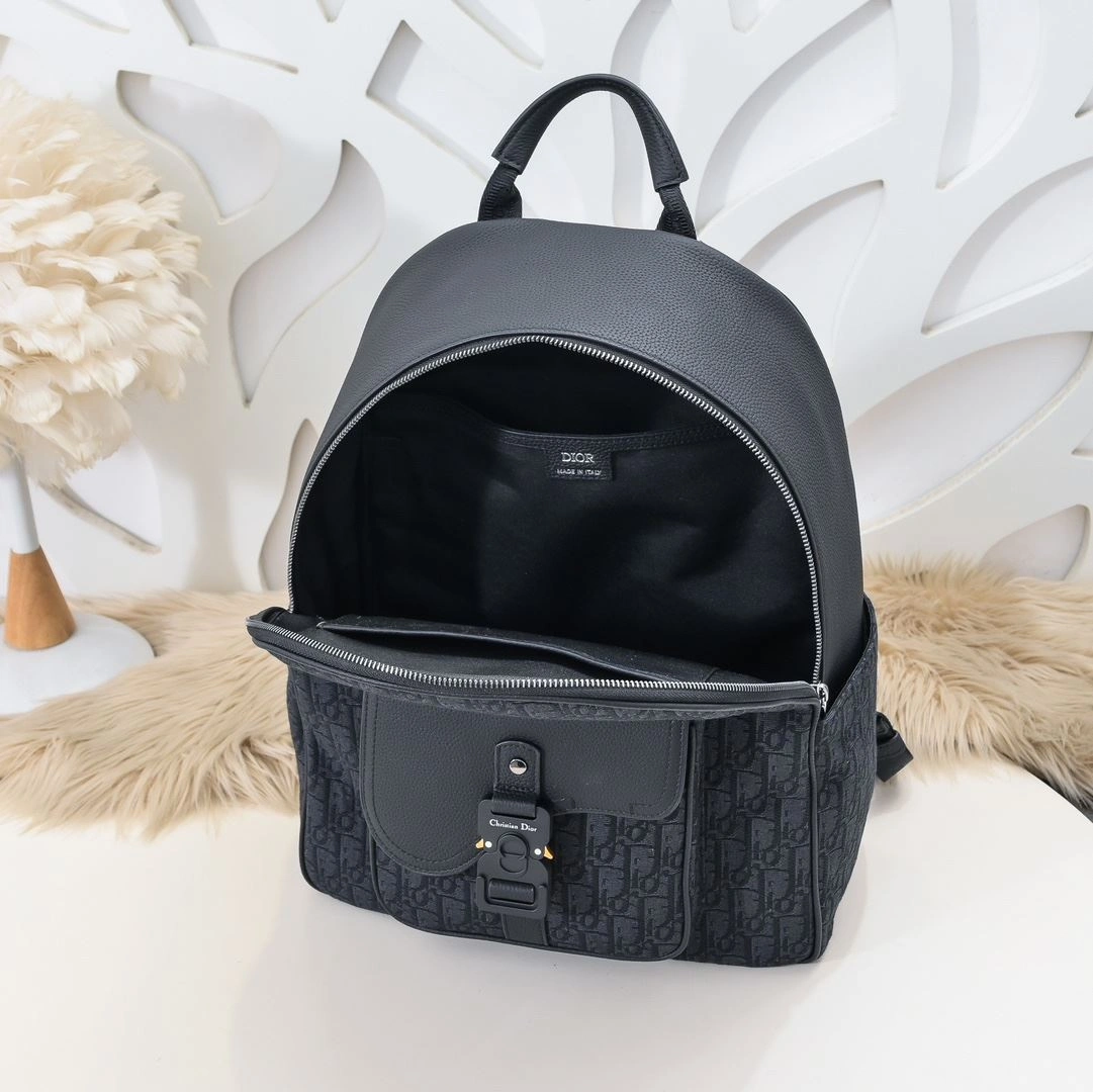 WeatherProof Mens Christian Dior Backpacks 91135