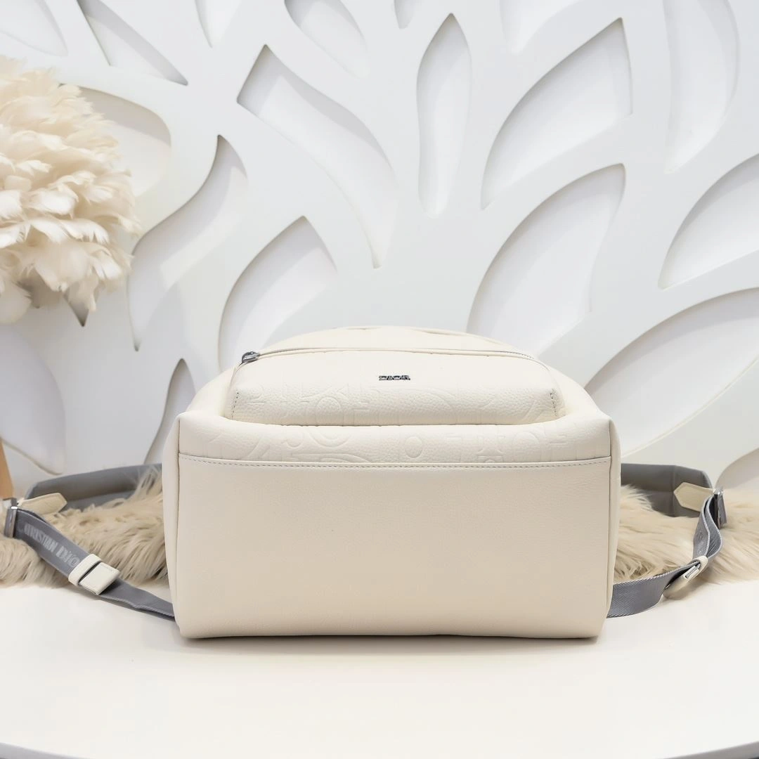 EyeCatching Mens Christian Dior Backpacks 91258