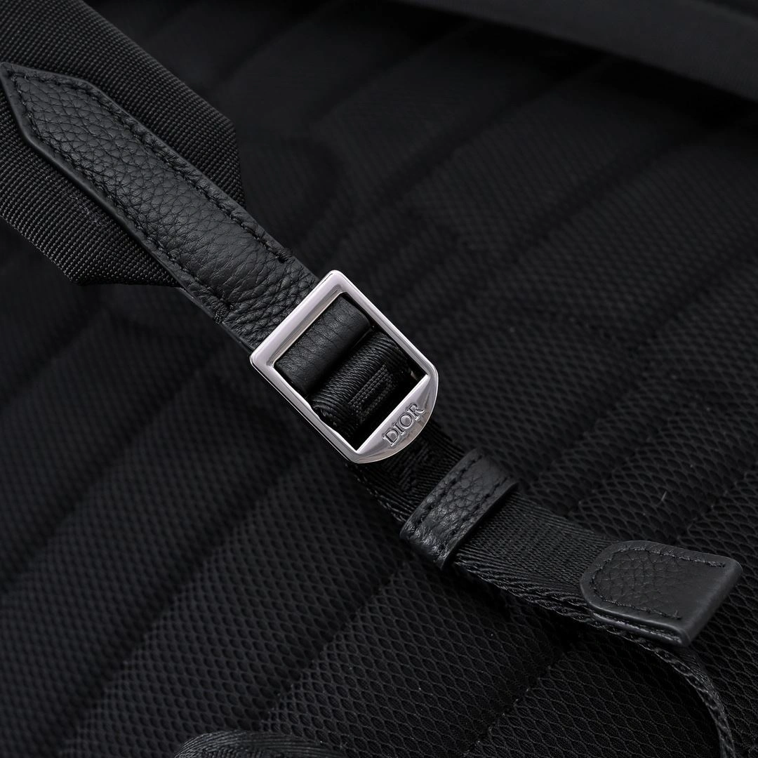 Mens Christian Dior Backpacks Functional 91105