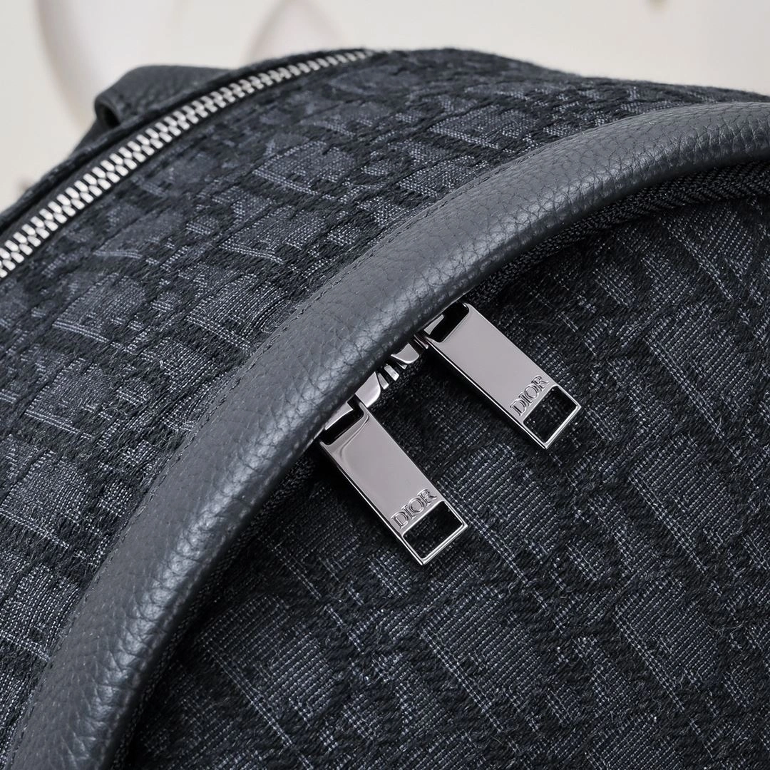 Refined Mens Christian Dior Backpacks 91078
