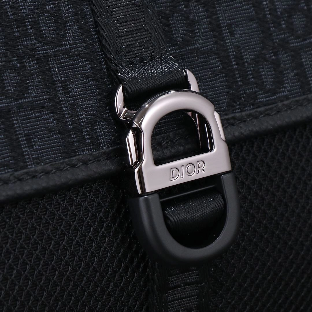 Mens Christian Dior Backpacks Effortless 92230