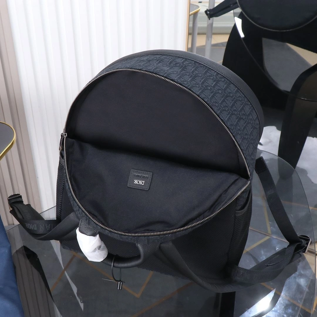 Mens Christian Dior Backpacks Effortless 92230