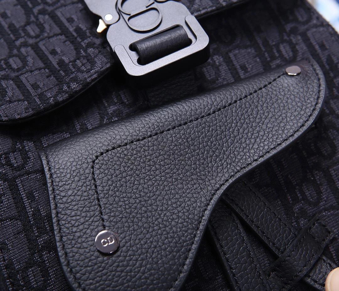 NewStyle Mens Christian Dior Backpacks 92137
