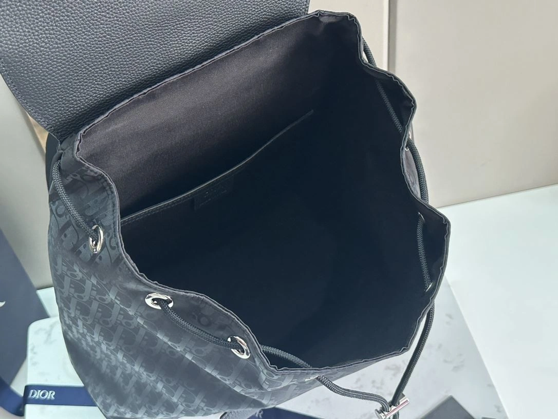 Mens Christian Dior Backpacks FashionForward 92113