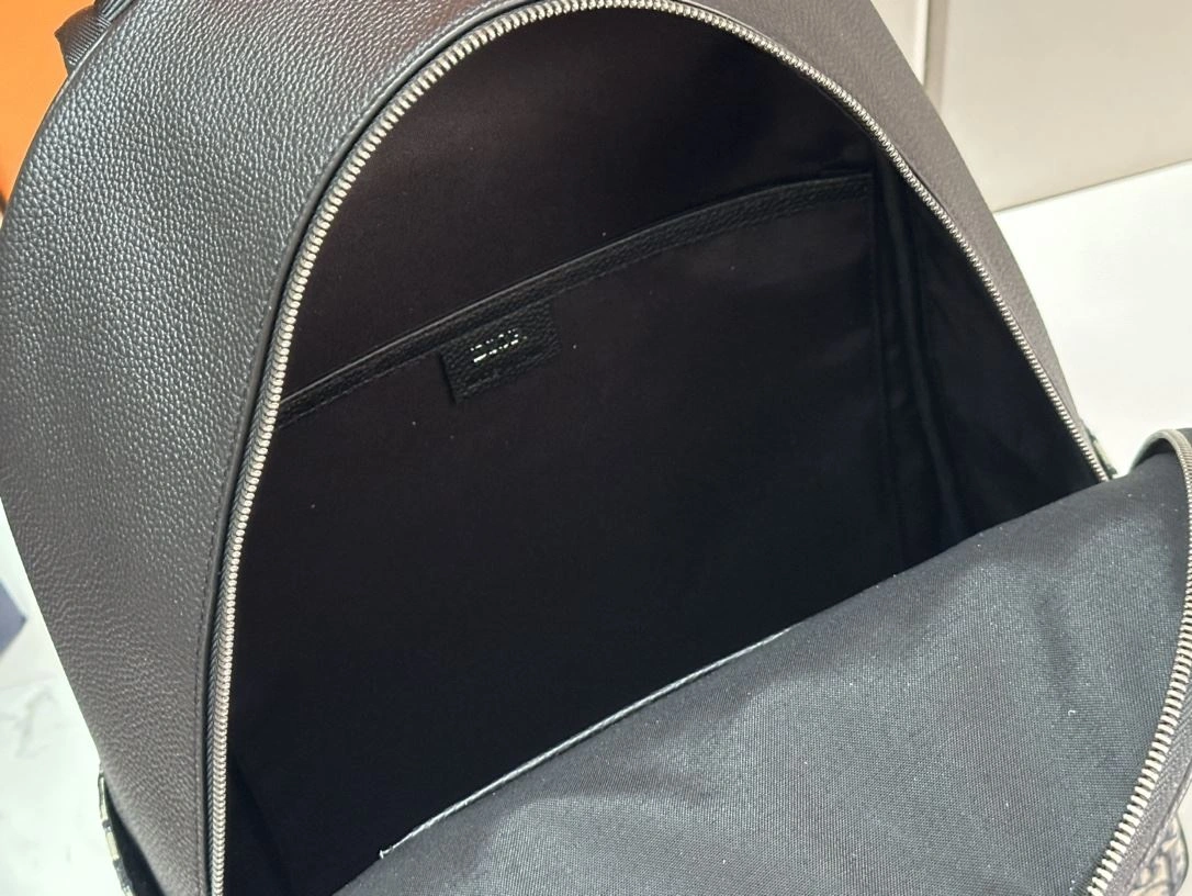 DailyWear Mens Christian Dior Backpacks 92114