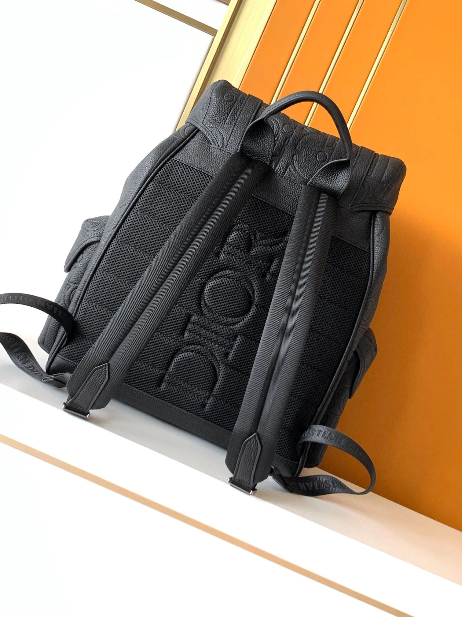 Mens Christian Dior Backpacks FashionForward 92108