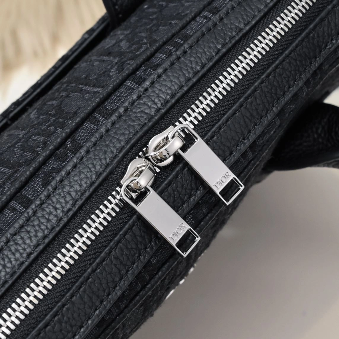 UrbanStyle Mens Christian Dior Briefcases 91067