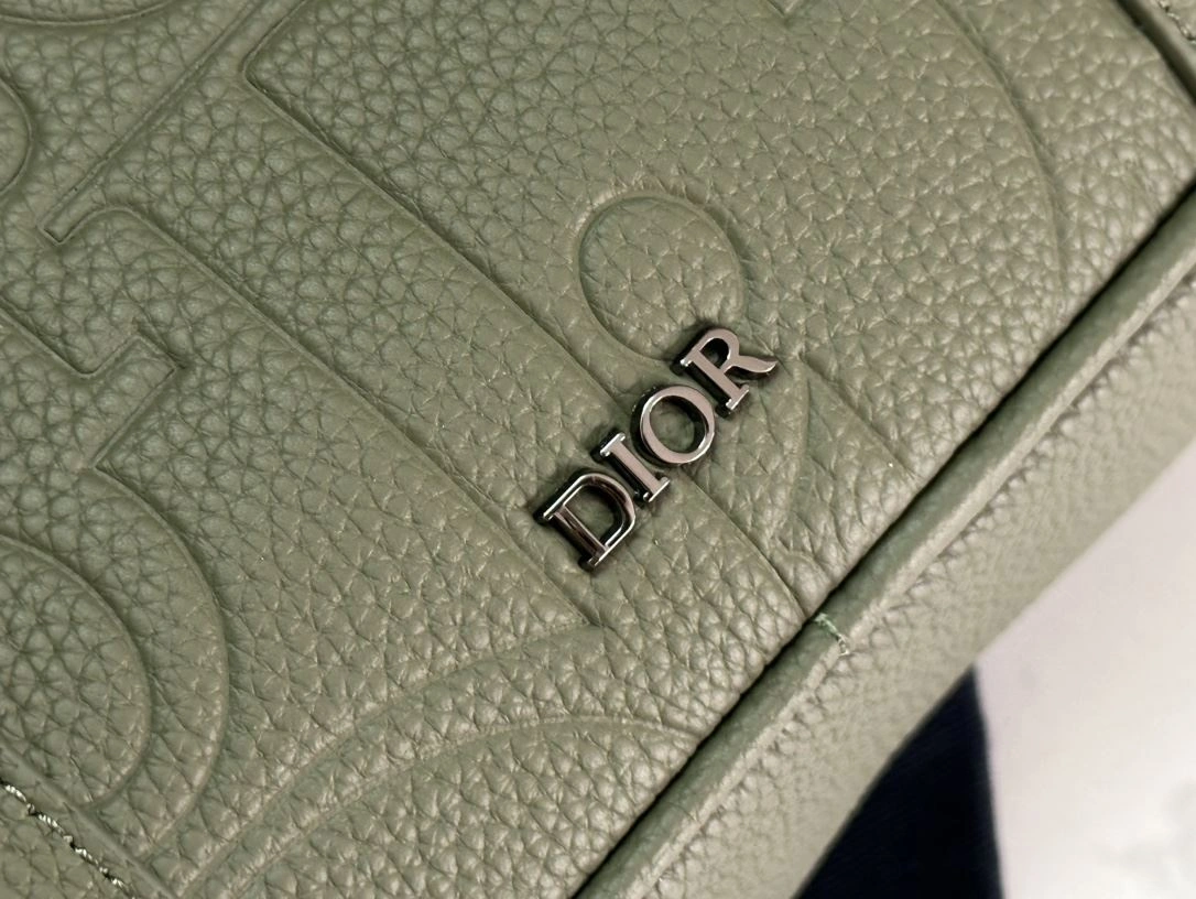 Neat Mens Christian Dior Briefcases 92075
