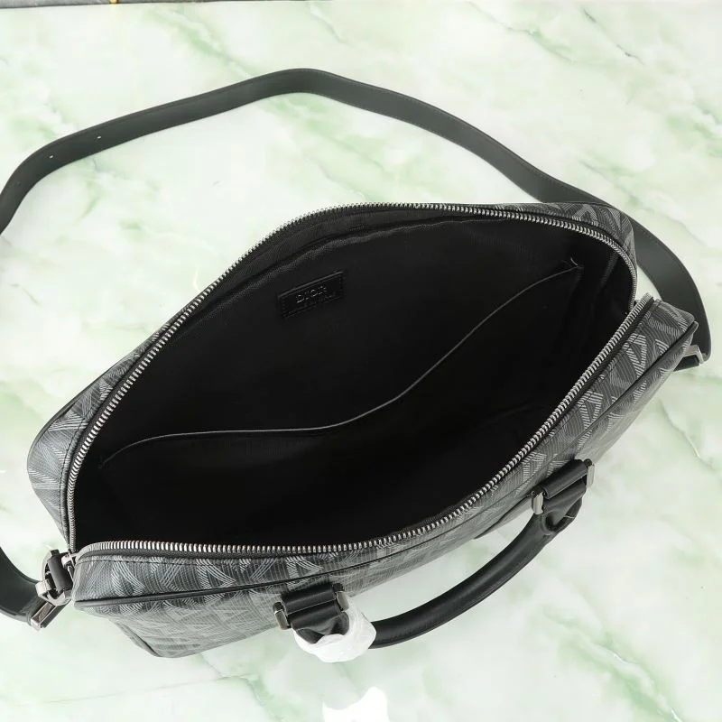 WellDesigned Mens Christian Dior Briefcases 45797