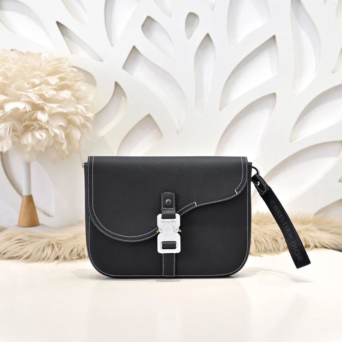 Mens Christian Dior Clutch Bags Sleek 91080